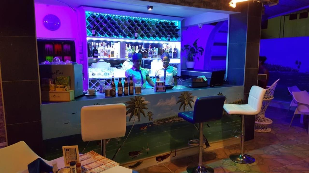 Hotel Restaurante Thomas Boca Chica Eksteriør billede